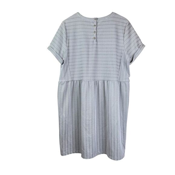 LOFT Plus Gray & White Jacquard Pattern Stretch Knit Button Back Babydoll Dress - Picture 5 of 13